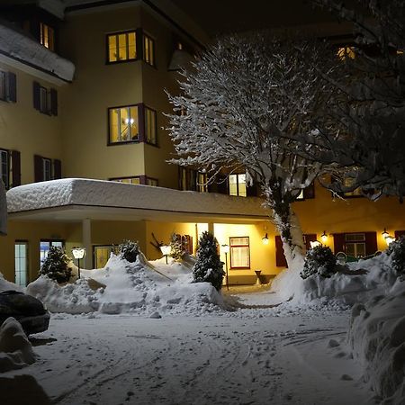 Gasthof Goldener Fisch Lienz Bagian luar foto