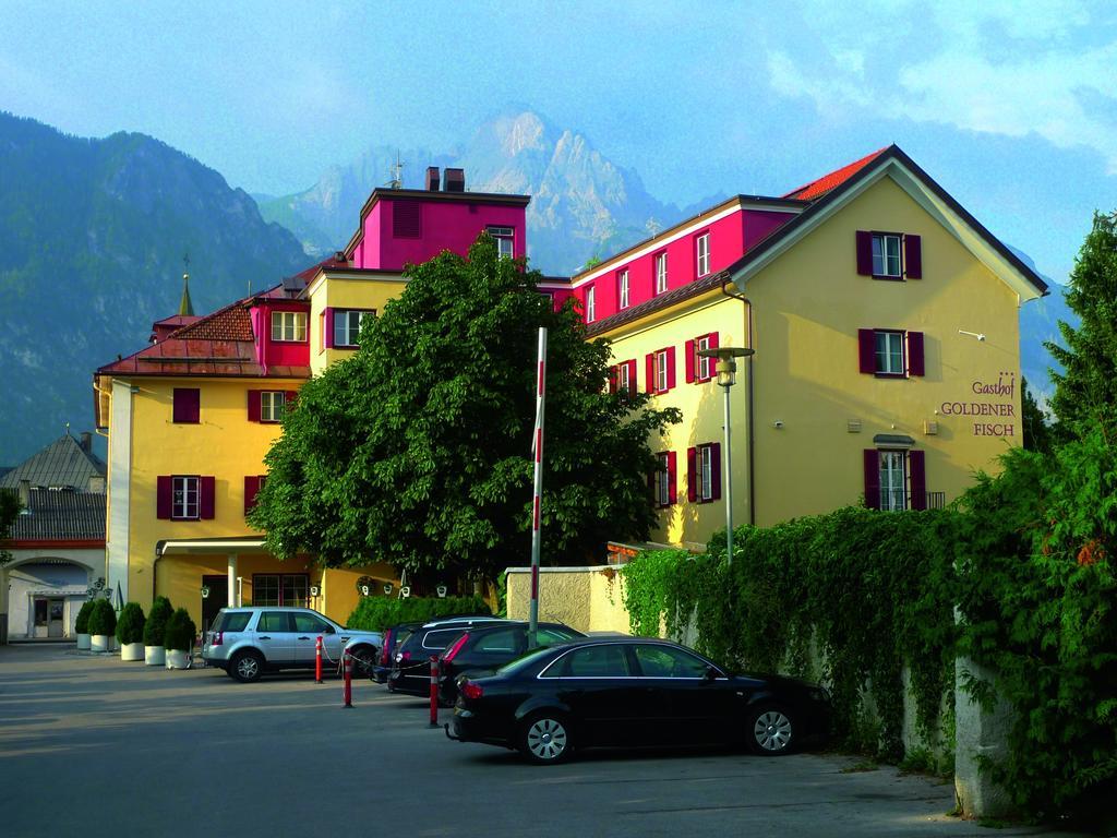 Gasthof Goldener Fisch Lienz Bagian luar foto