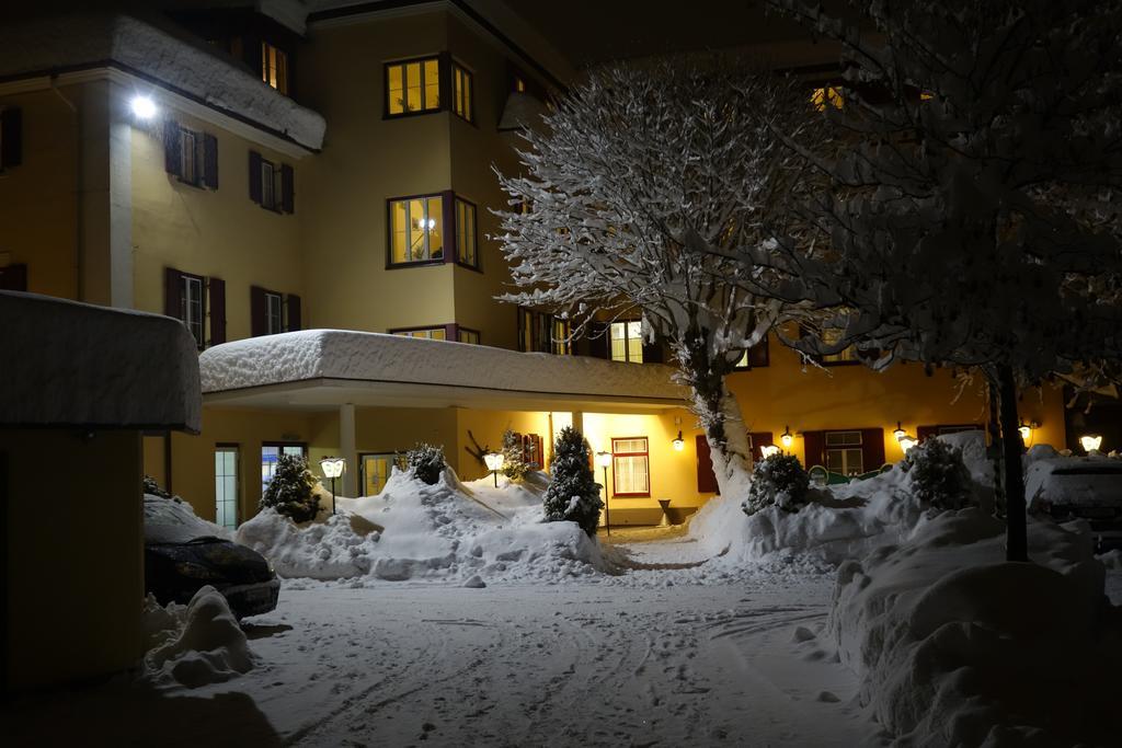 Gasthof Goldener Fisch Lienz Bagian luar foto